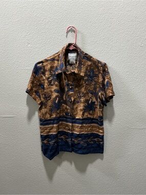 karin stevens Brown and Blue Floral Short Sleeve Button-Up Shirt